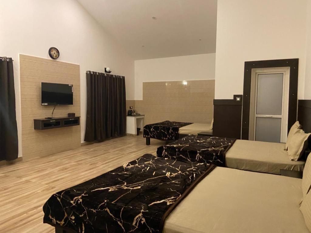 קודאיקנאל Rr Holidays - Home Stay מראה חיצוני תמונה