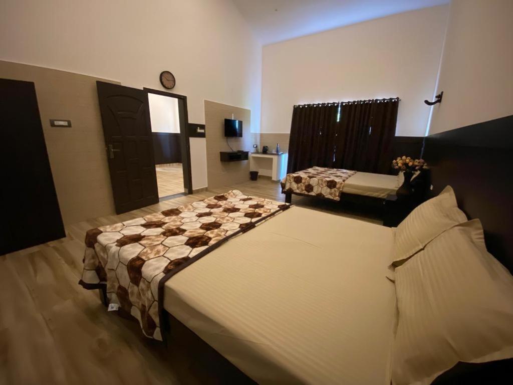 קודאיקנאל Rr Holidays - Home Stay מראה חיצוני תמונה